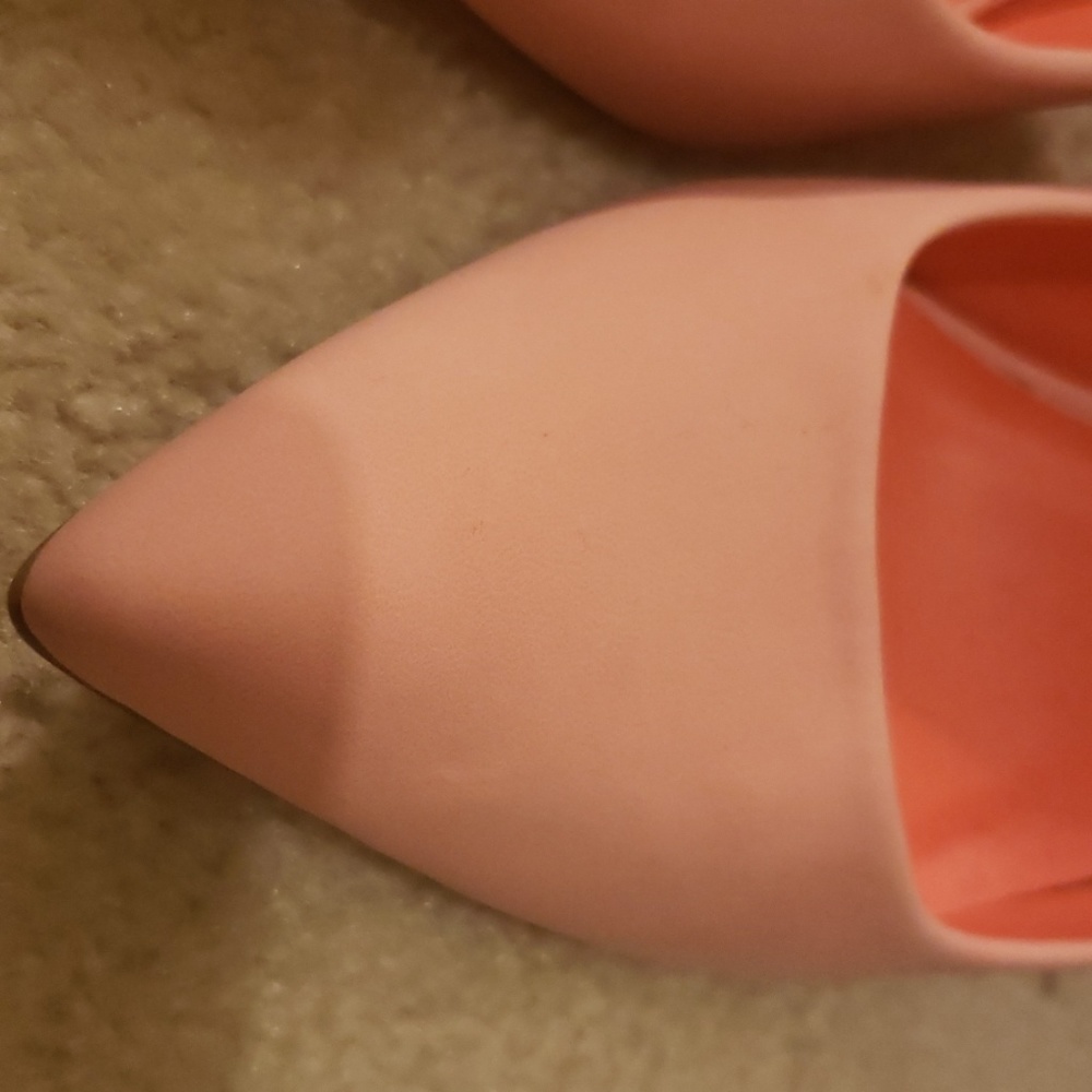 Pink heels - Picture 4 of 4